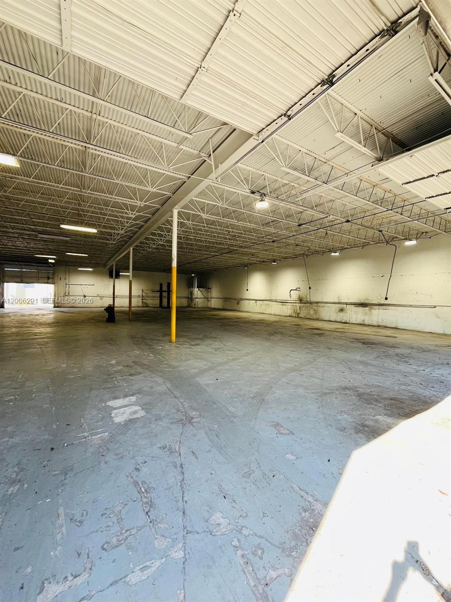 See details / sq. ft. $ 2026-04-22 0 Photo