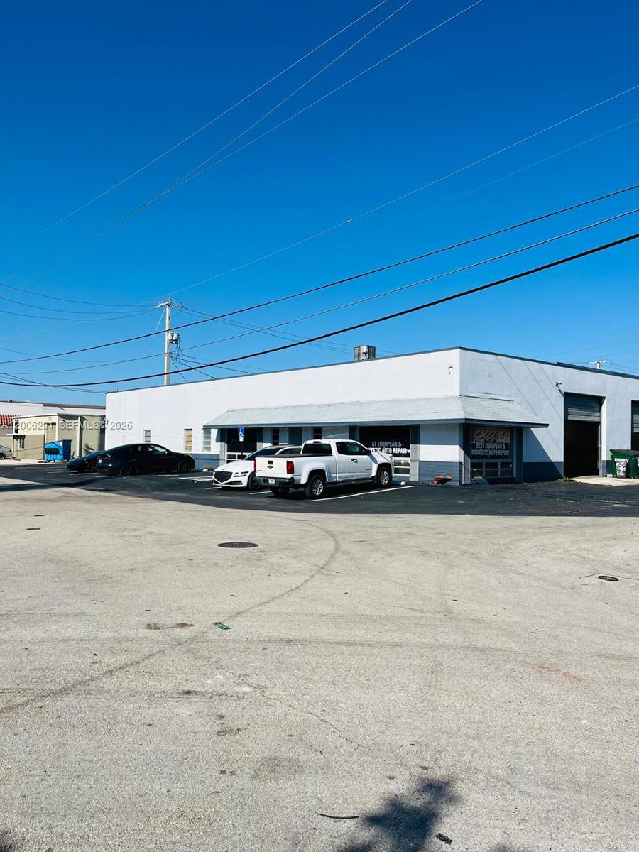 See details / sq. ft. $ 2026-04-22 0 Photo