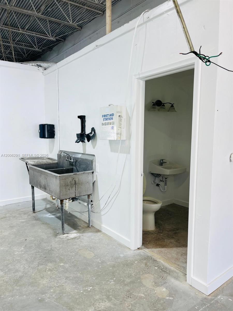 See details / sq. ft. $ 2026-04-22 0 Photo