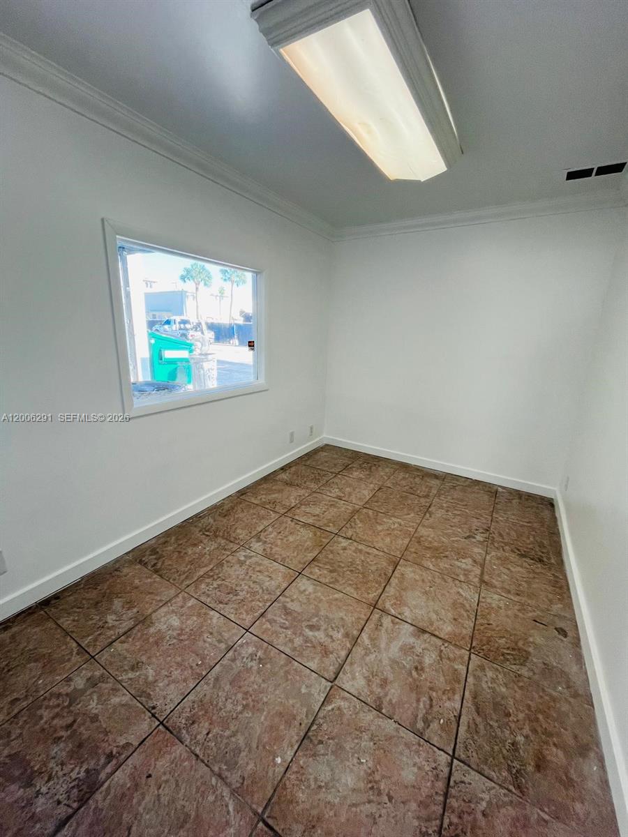 See details / sq. ft. $ 2026-04-22 0 Photo