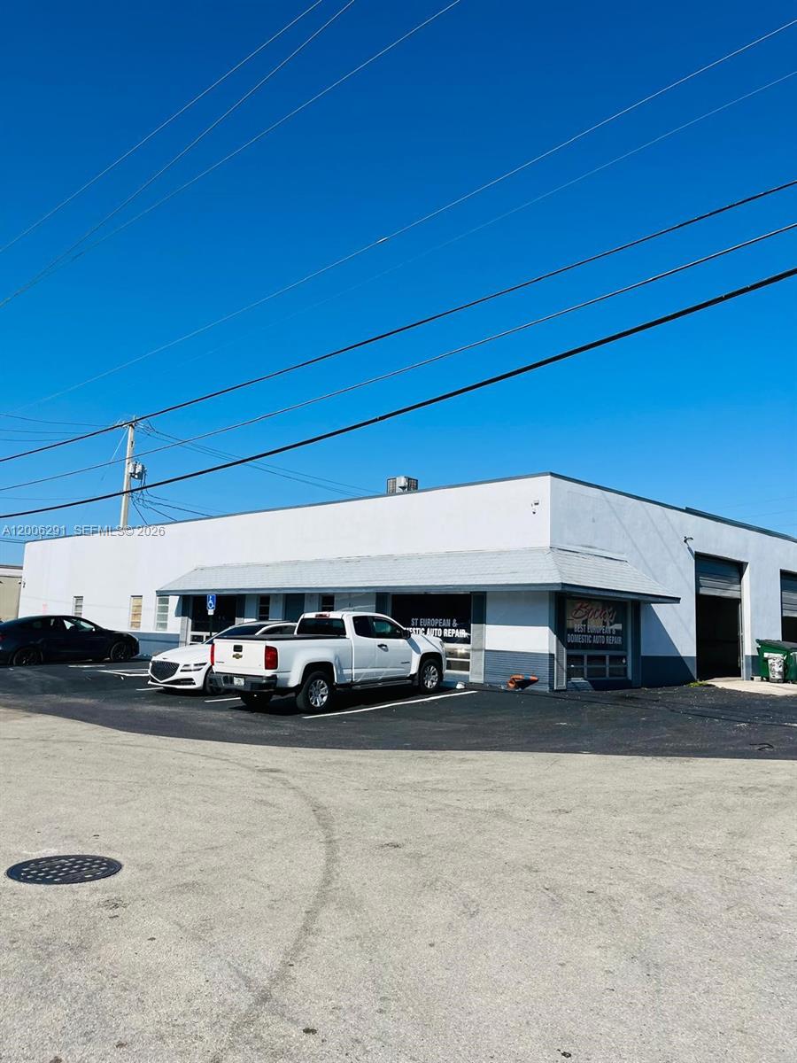 See details / sq. ft. $ 2026-04-22 0 Photo
