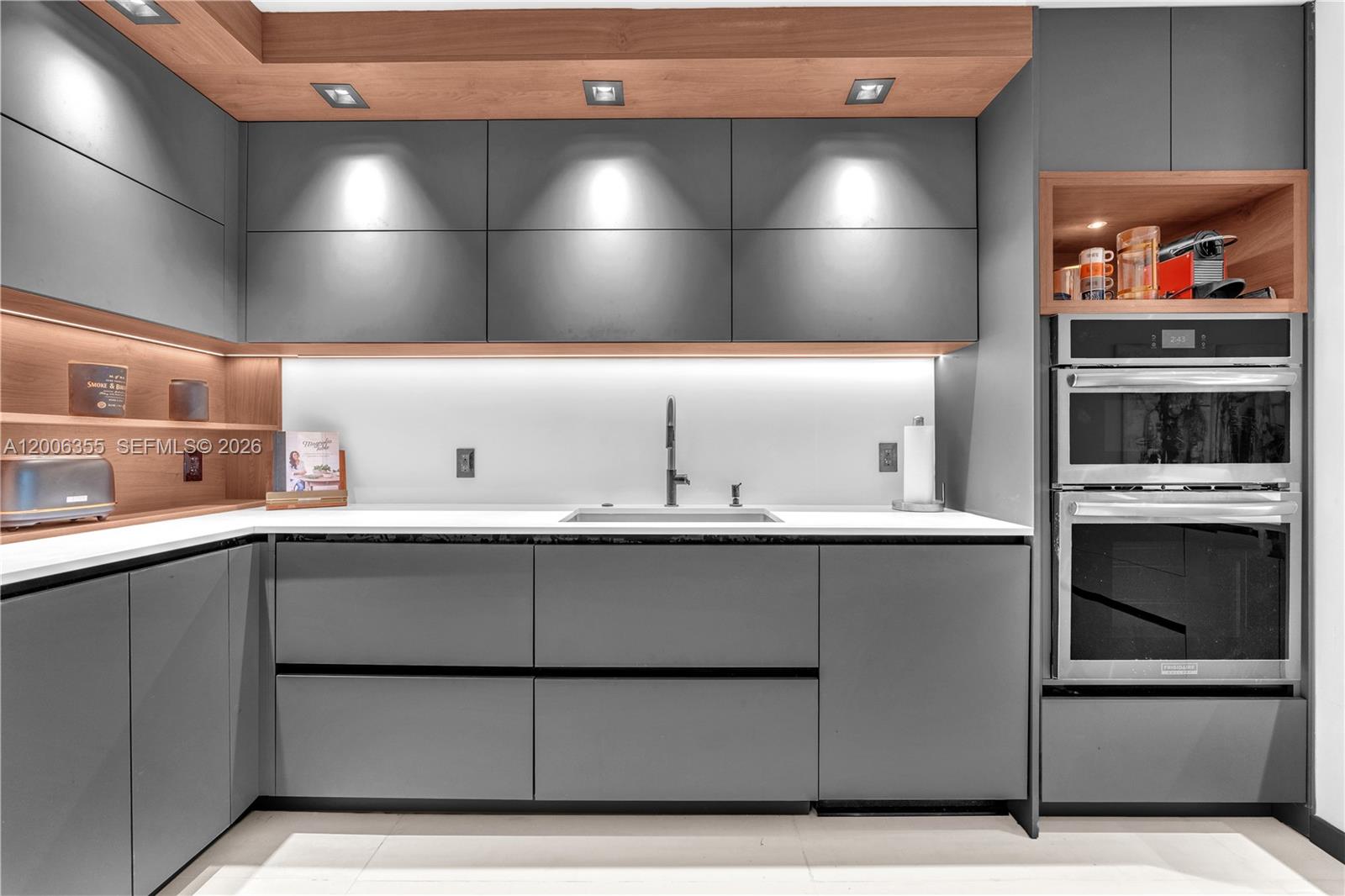 216 2 / 2 1603 sq. ft. $ 2026-05-20 0 Photo