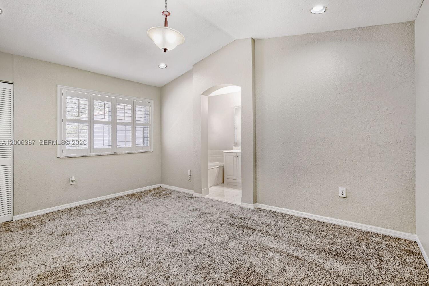Photo of 941 Doveplum Ct  (941), Hollywood, Florida, 33019 - 