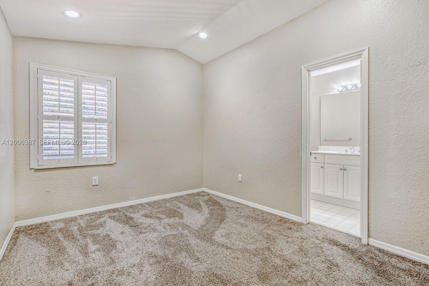 Photo of 941 Doveplum Ct  (941), Hollywood, Florida, 33019 - 