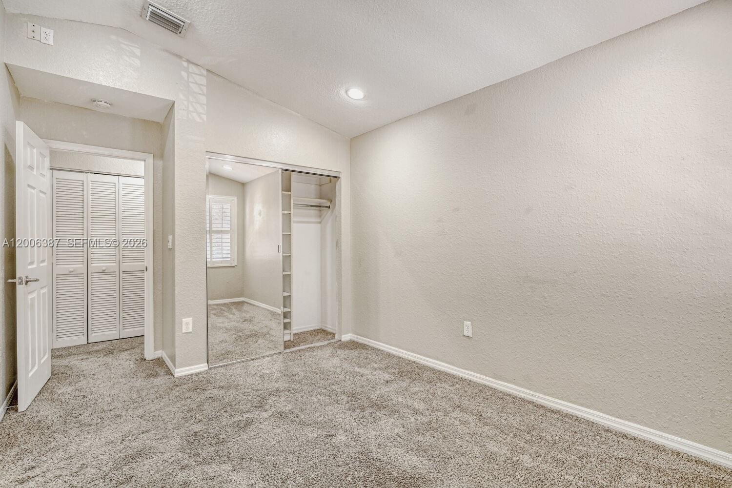 Photo of 941 Doveplum Ct  (941), Hollywood, Florida, 33019 - 