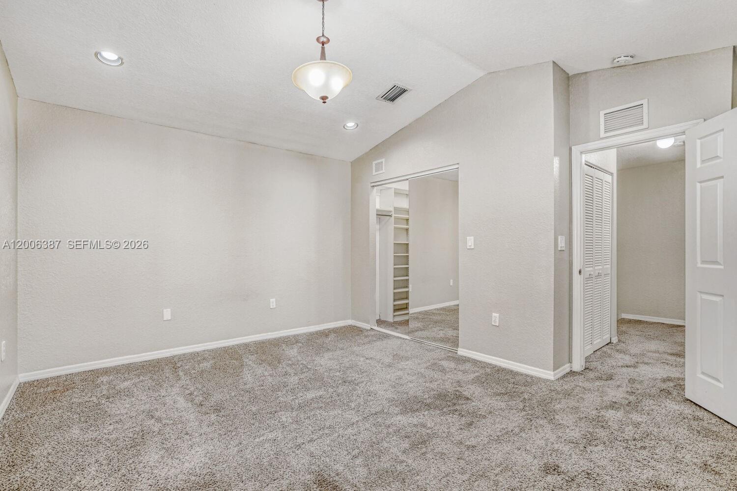 Photo of 941 Doveplum Ct  (941), Hollywood, Florida, 33019 - 