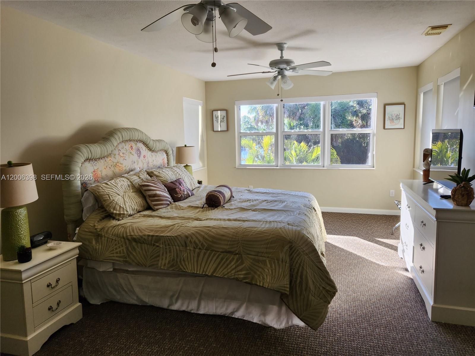   /   sq. ft. $ 2026-04-23 0 Photo