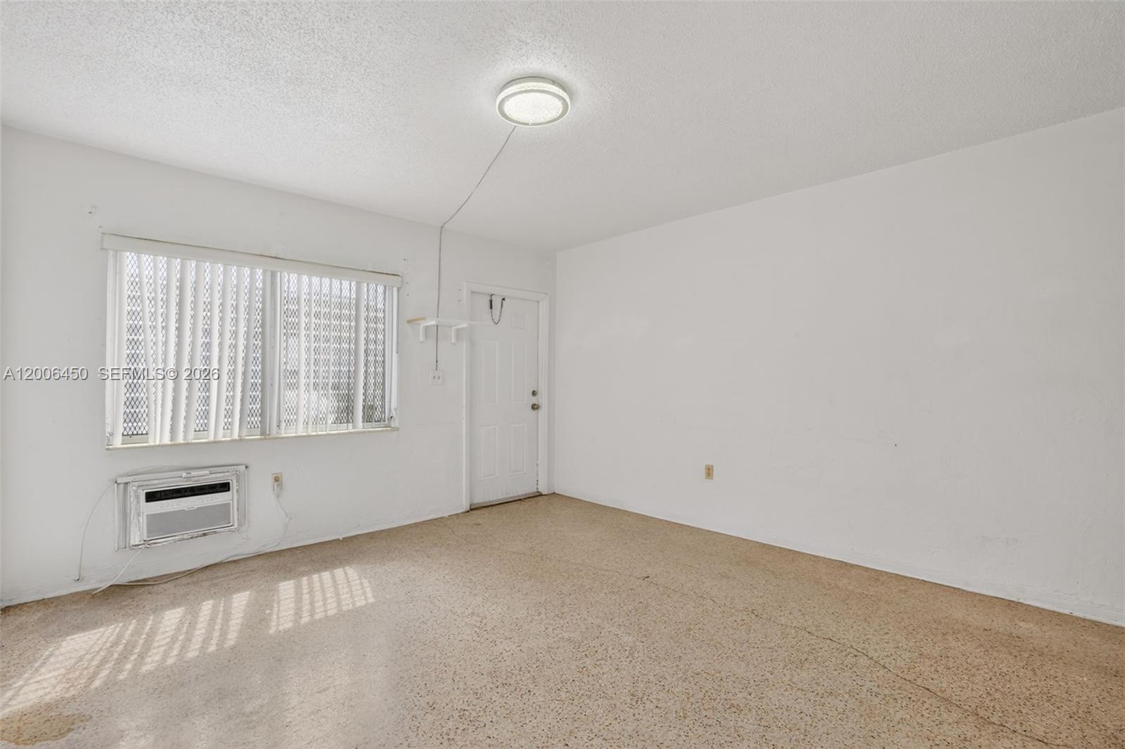 See details / 2508 sq. ft. $ 2026-04-23 0 Photo