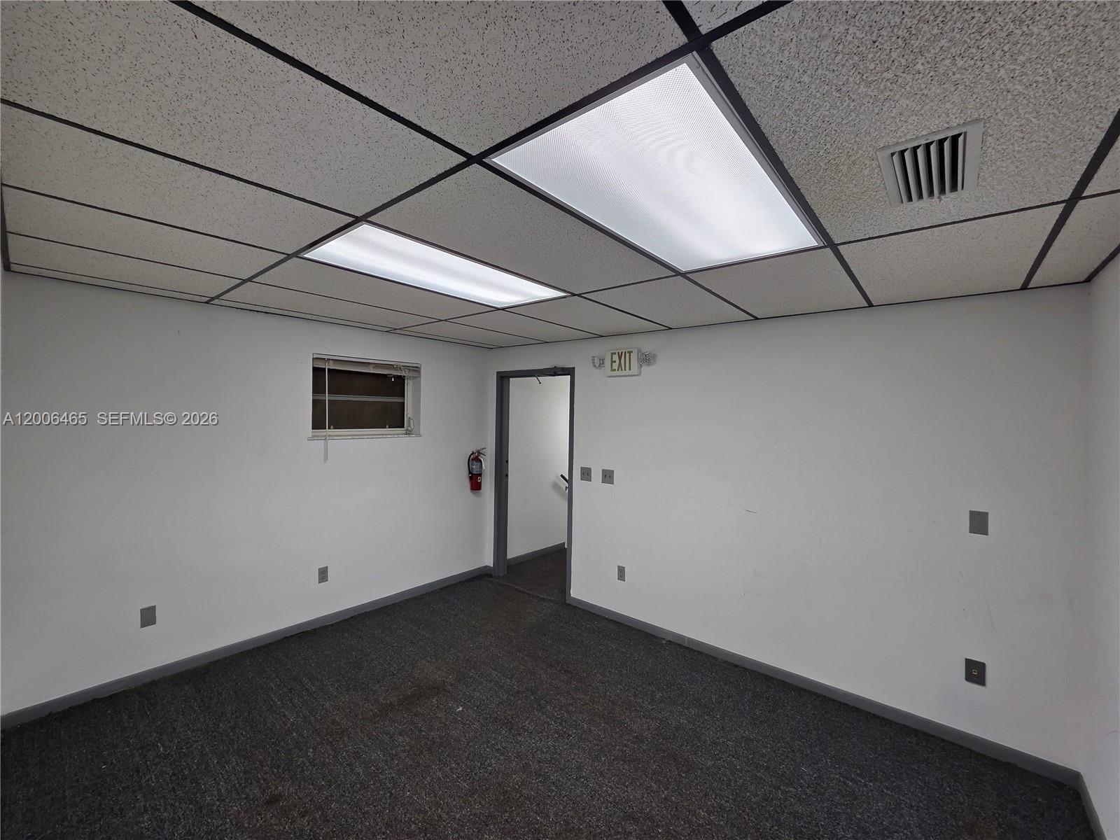   /   sq. ft. $ 2026-04-23 0 Photo