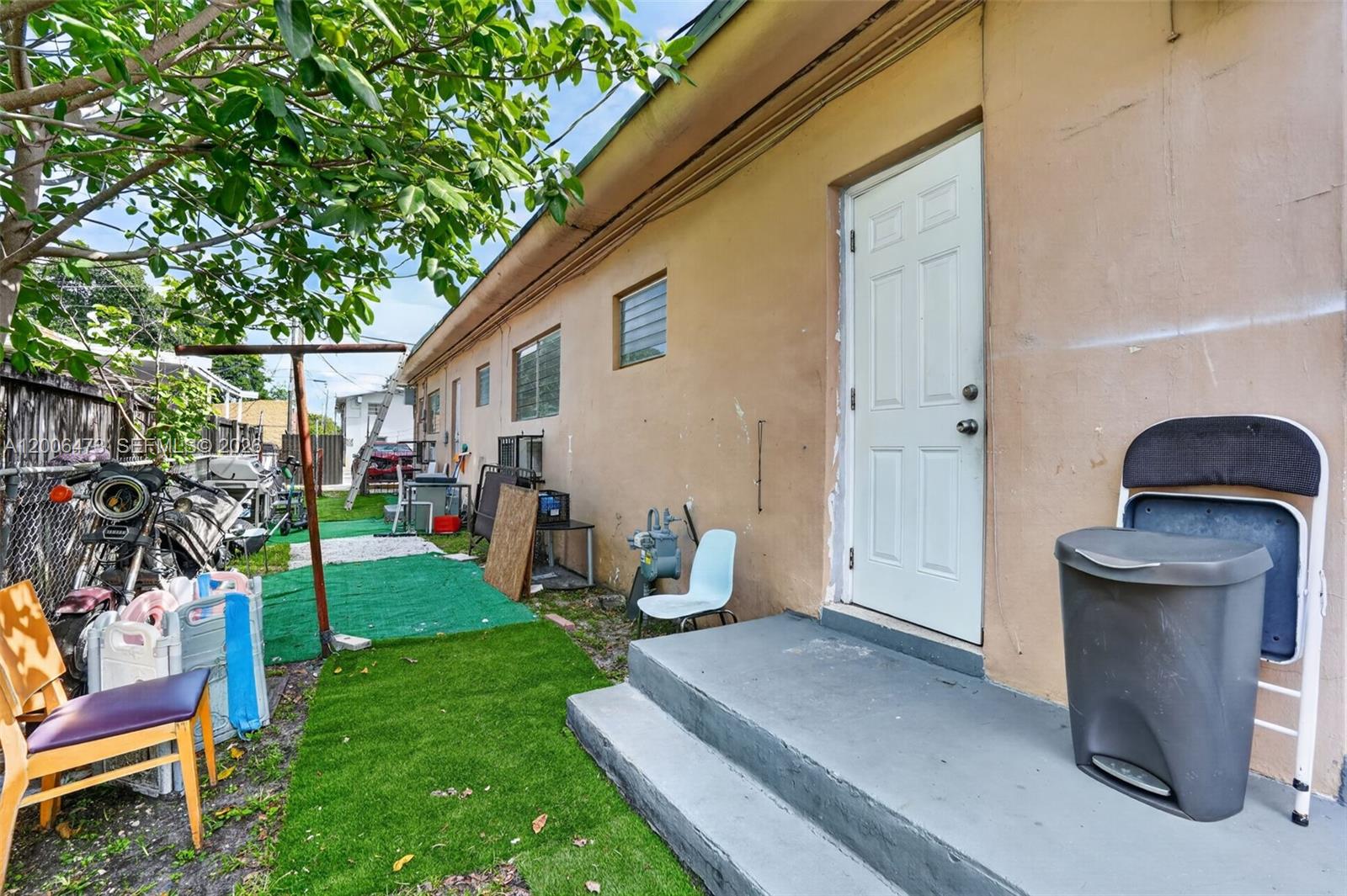 See details / 2508 sq. ft. $ 2026-04-23 0 Photo