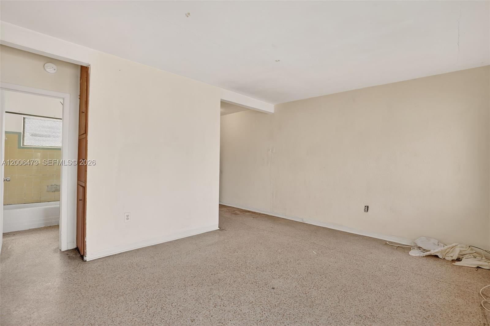 See details / 2508 sq. ft. $ 2026-04-23 0 Photo