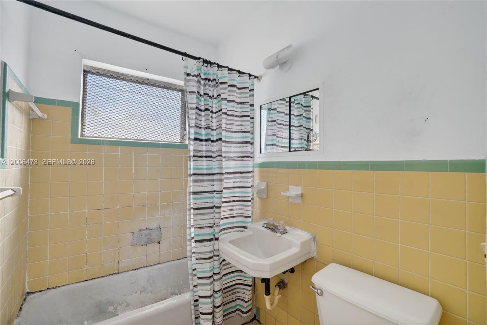 See details / 2508 sq. ft. $ 2026-04-23 0 Photo