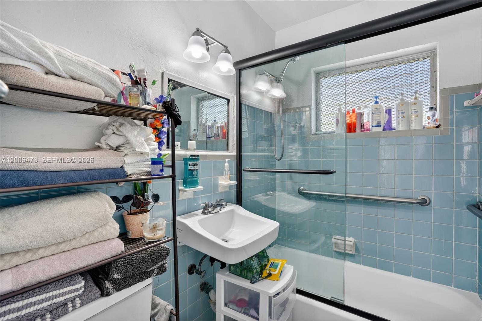 See details / 2508 sq. ft. $ 2026-04-23 0 Photo