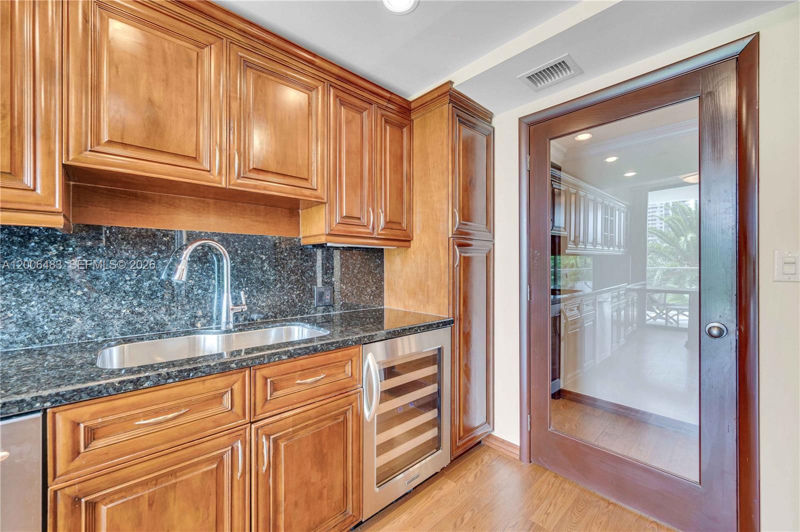 603 2 / 2 1520 sq. ft. $ 2026-04-23 0 Photo