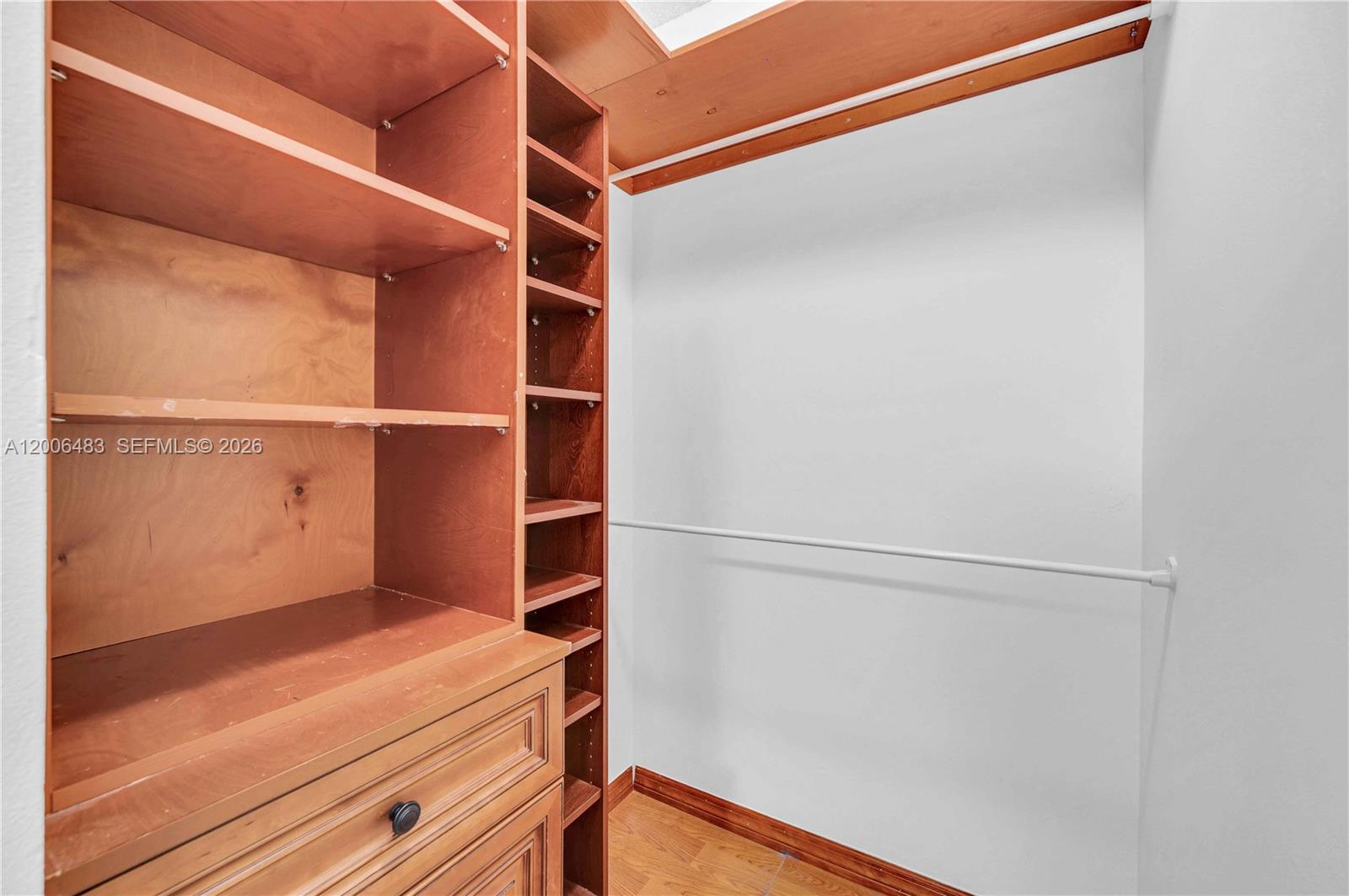 603 2 / 2 1520 sq. ft. $ 2026-04-23 0 Photo