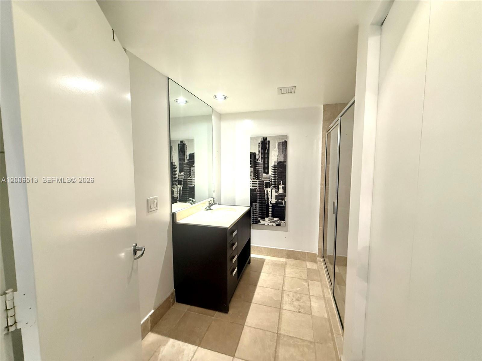 5105 1 / 2 1183 sq. ft. $ 2026-04-23 0 Photo