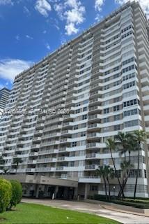 See details 21P 2 / 2 1380 sq. ft. $ 2026-04-23 0 Photo