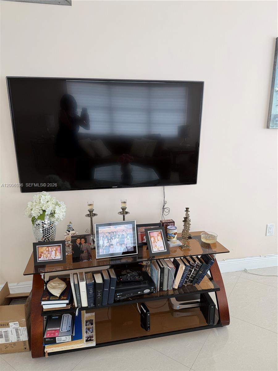 See details 21P 2 / 2 1380 sq. ft. $ 2026-04-23 0 Photo