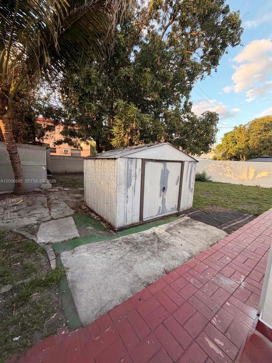   /  1392 sq. ft. $ 2026-04-23 0 Photo