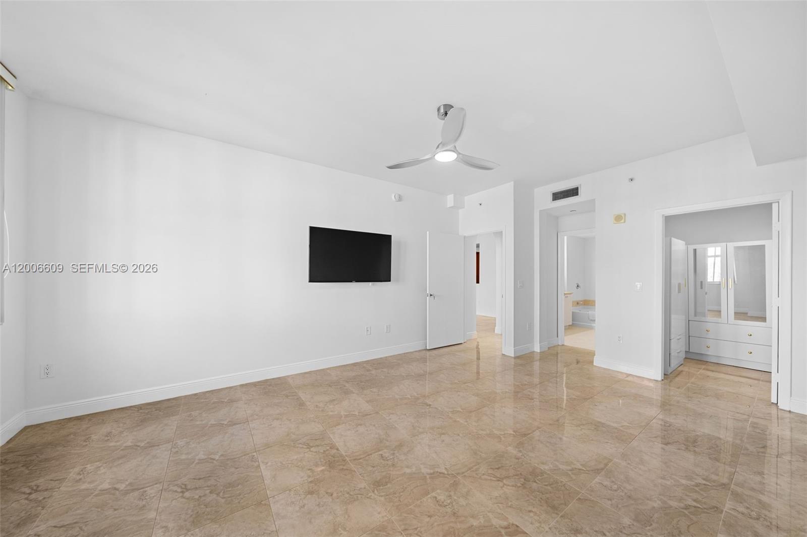 Photo of 3340 190th St  #403, Aventura, Florida, 33180 - 