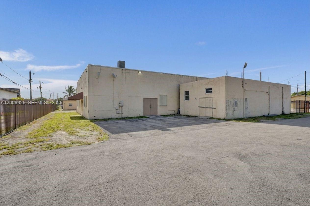   /   sq. ft. $ 2026-04-23 0 Photo