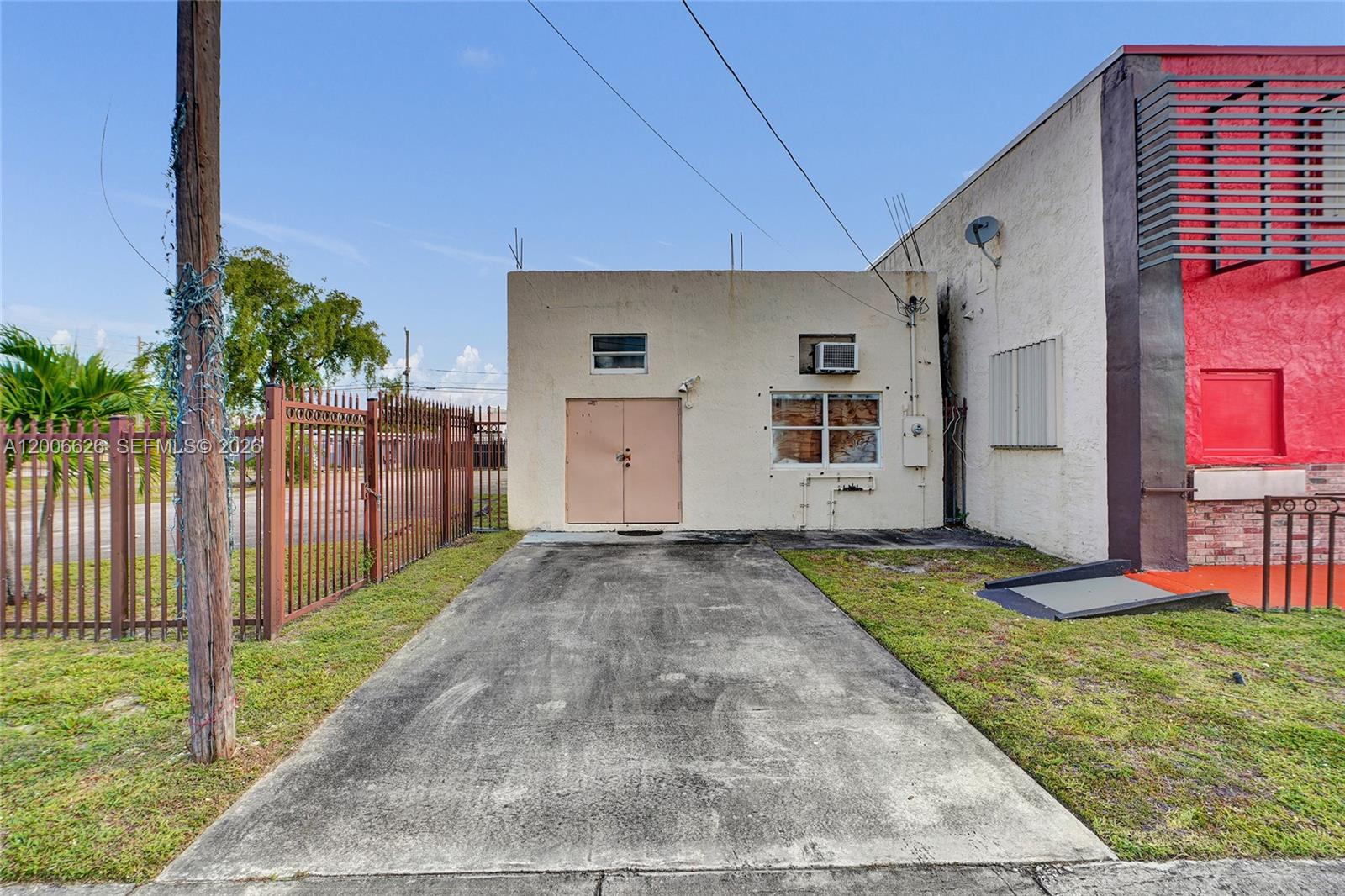   /   sq. ft. $ 2026-04-23 0 Photo