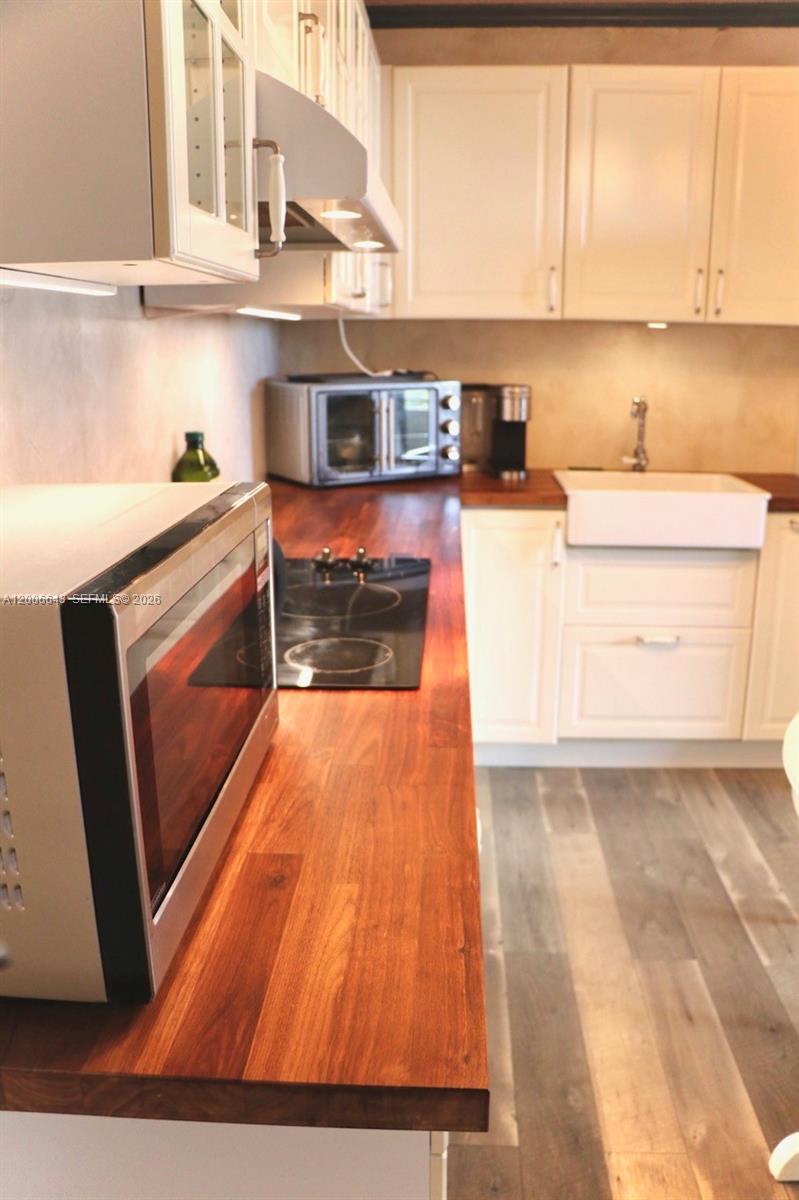 Photo of    #920, Hallandale Beach, Florida, 33009 - 