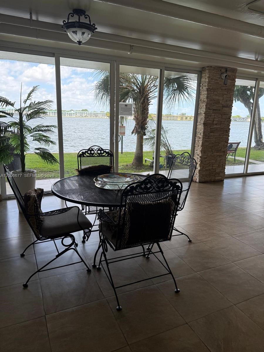703 2 / 2 1135 sq. ft. $ 2026-04-23 0 Photo