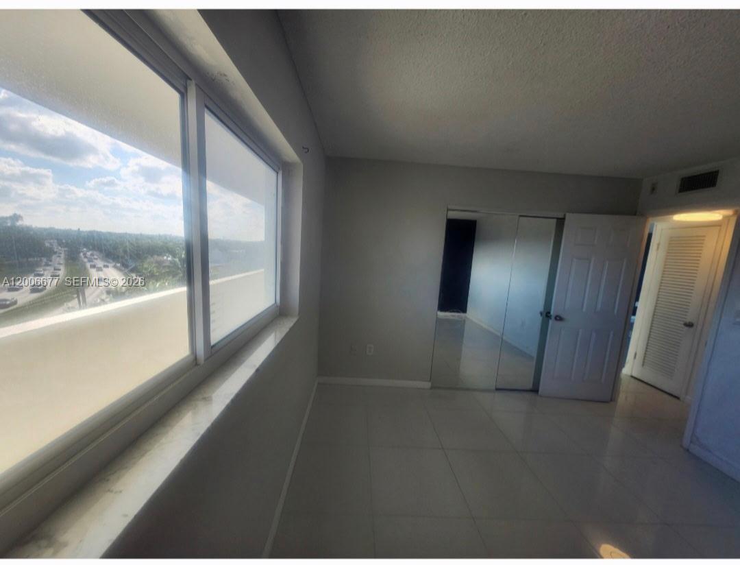 703 2 / 2 1135 sq. ft. $ 2026-04-23 0 Photo