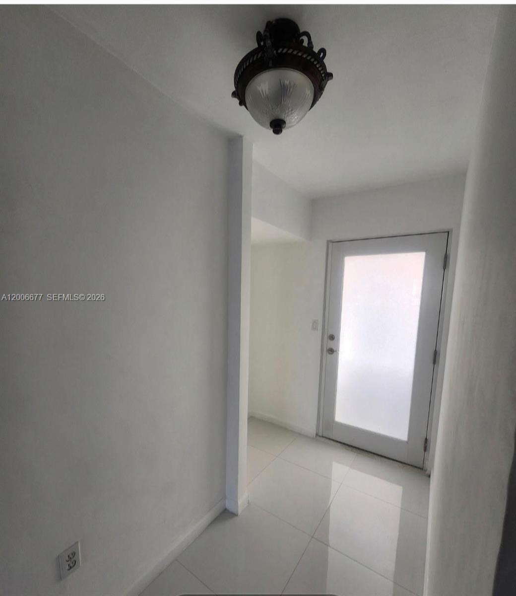 703 2 / 2 1135 sq. ft. $ 2026-04-23 0 Photo