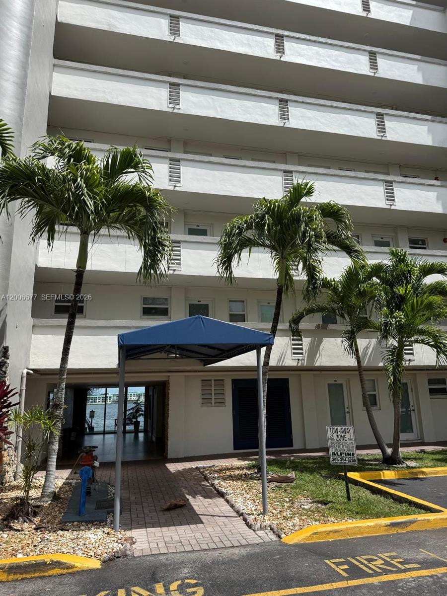 703 2 / 2 1135 sq. ft. $ 2026-04-23 0 Photo