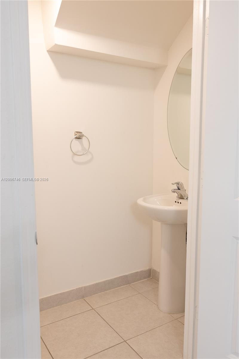 13412 3 / 3 1331 sq. ft. $ 2026-04-23 0 Photo