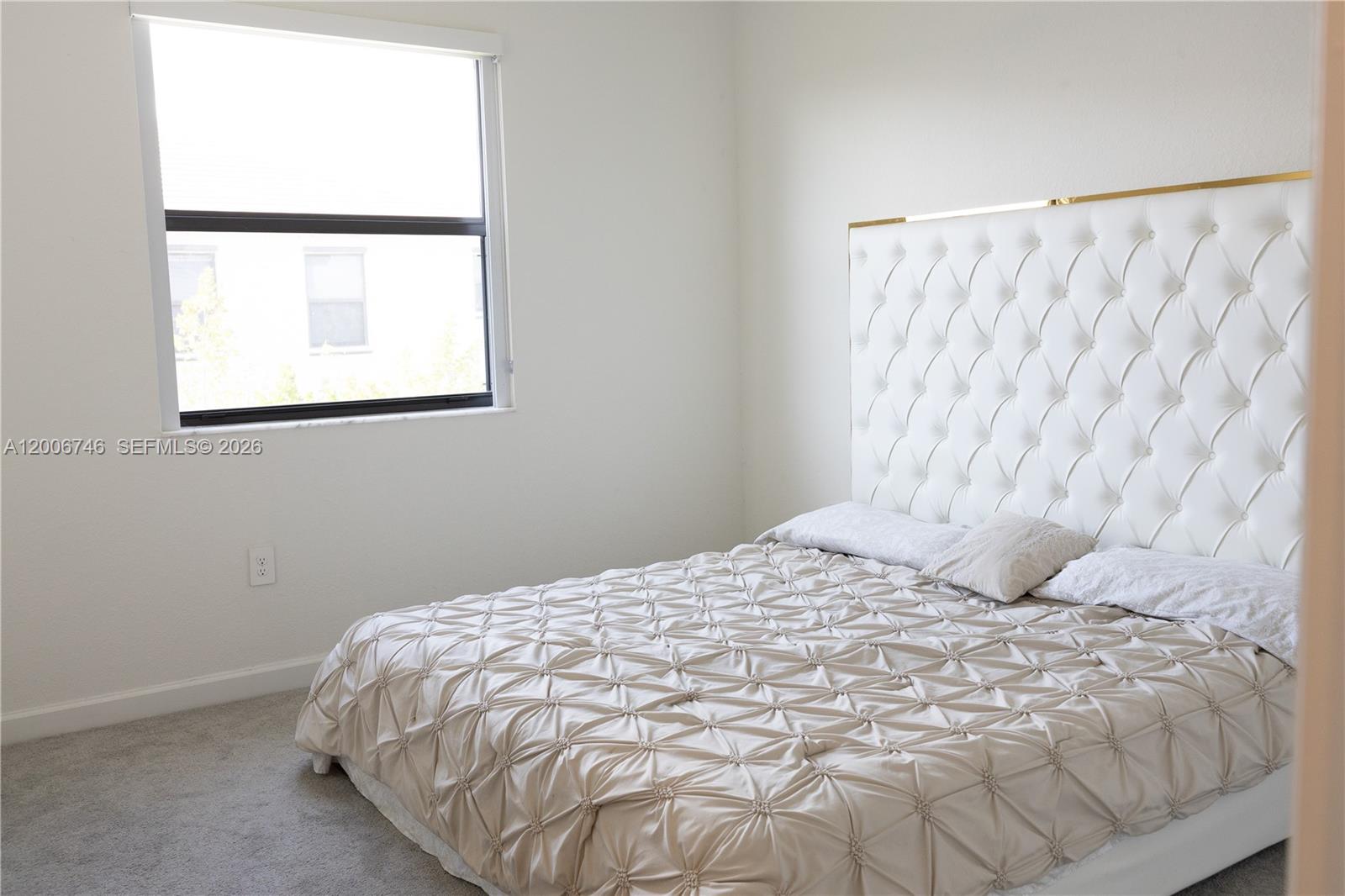 13412 3 / 3 1331 sq. ft. $ 2026-04-23 0 Photo