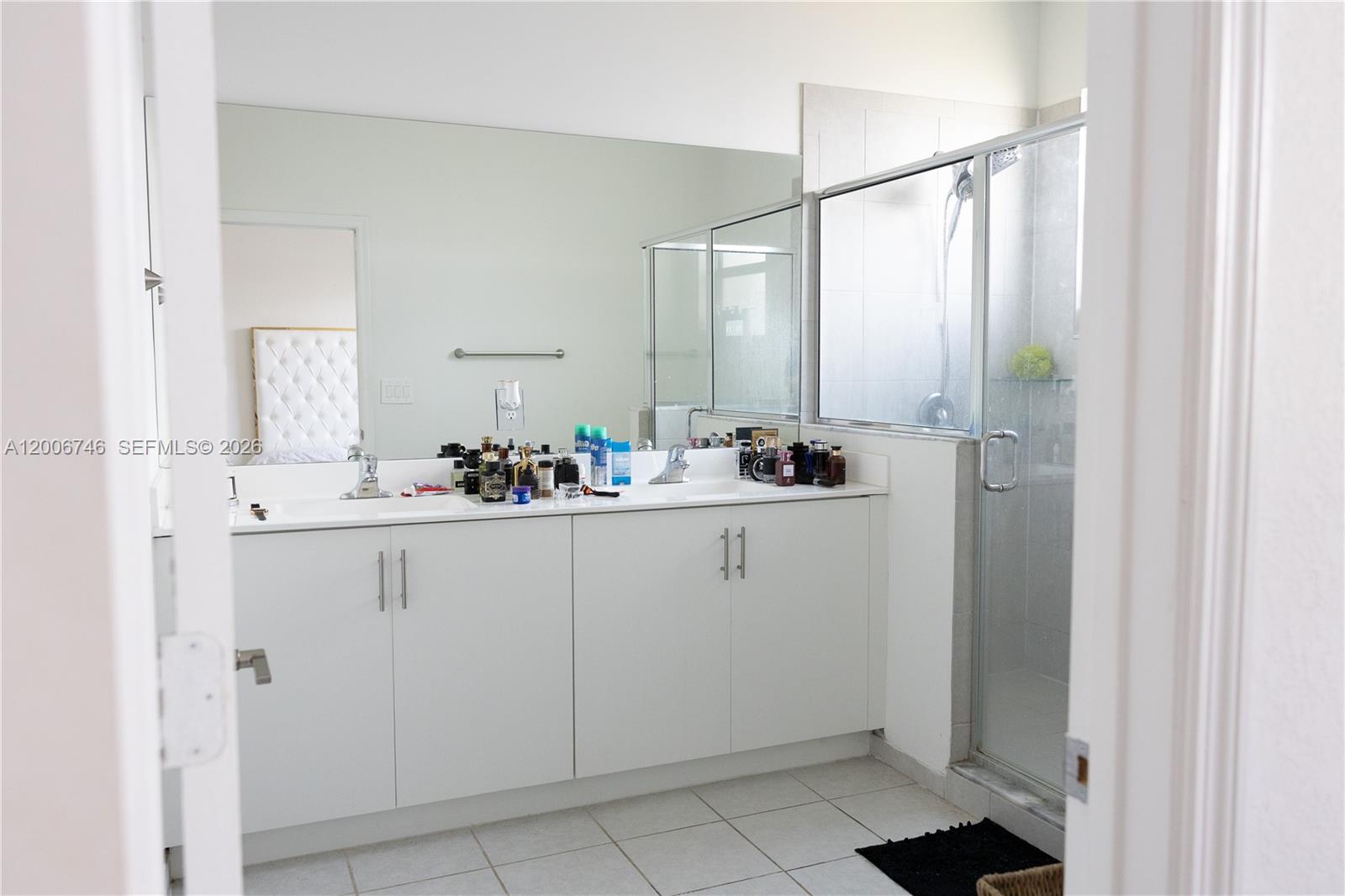 13412 3 / 3 1331 sq. ft. $ 2026-04-23 0 Photo