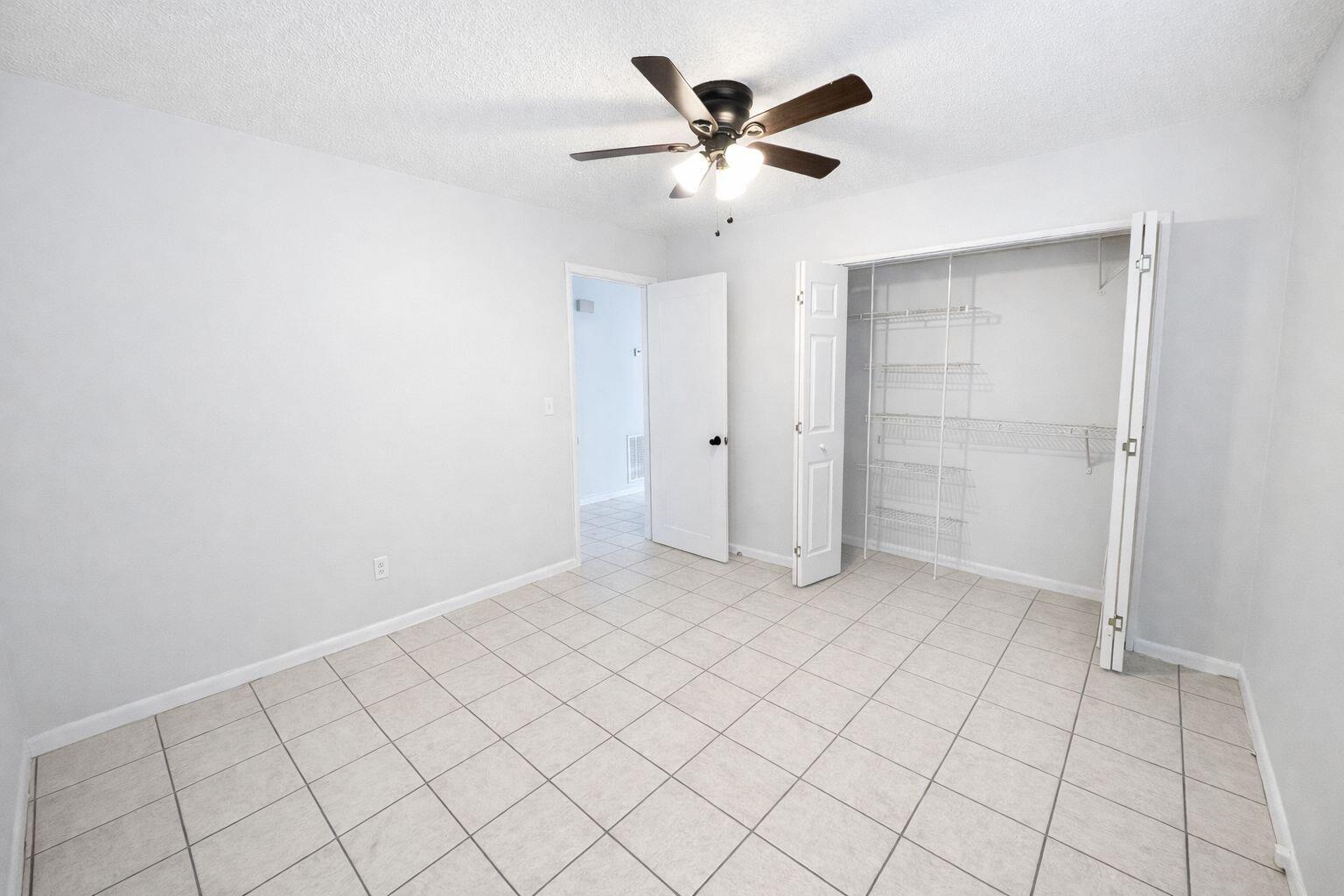 Ver detalles / 0 1910 sq. ft. $ 2026-05-17 0 foto