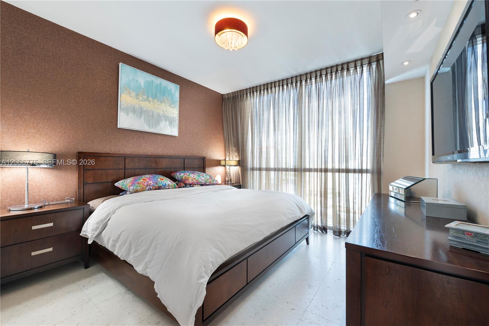 Photo of 1945 Ocean Dr  #1812, Hallandale Beach, Florida, 33009 - 