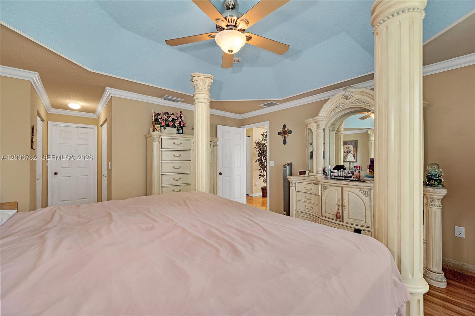 6140 4 / 3 2047 sq. ft. $ 2026-04-23 0 Photo