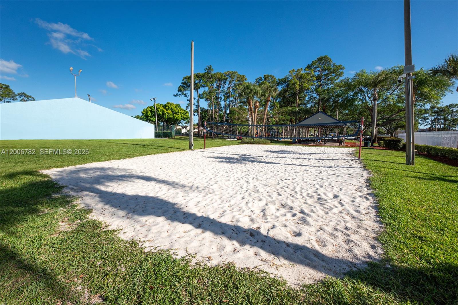 6140 4 / 3 2047 sq. ft. $ 2026-04-23 0 Photo