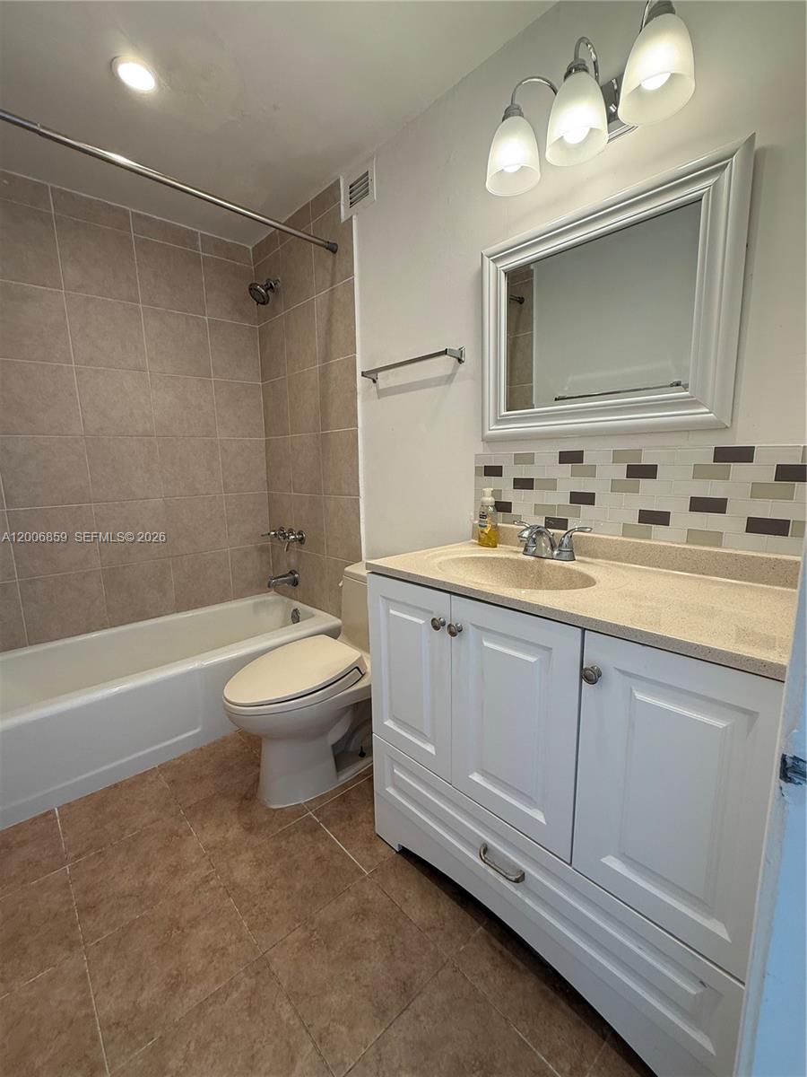 Photo of 400 Kings Point Dr  #608, Sunny Isles Beach, Florida, 33160 - 