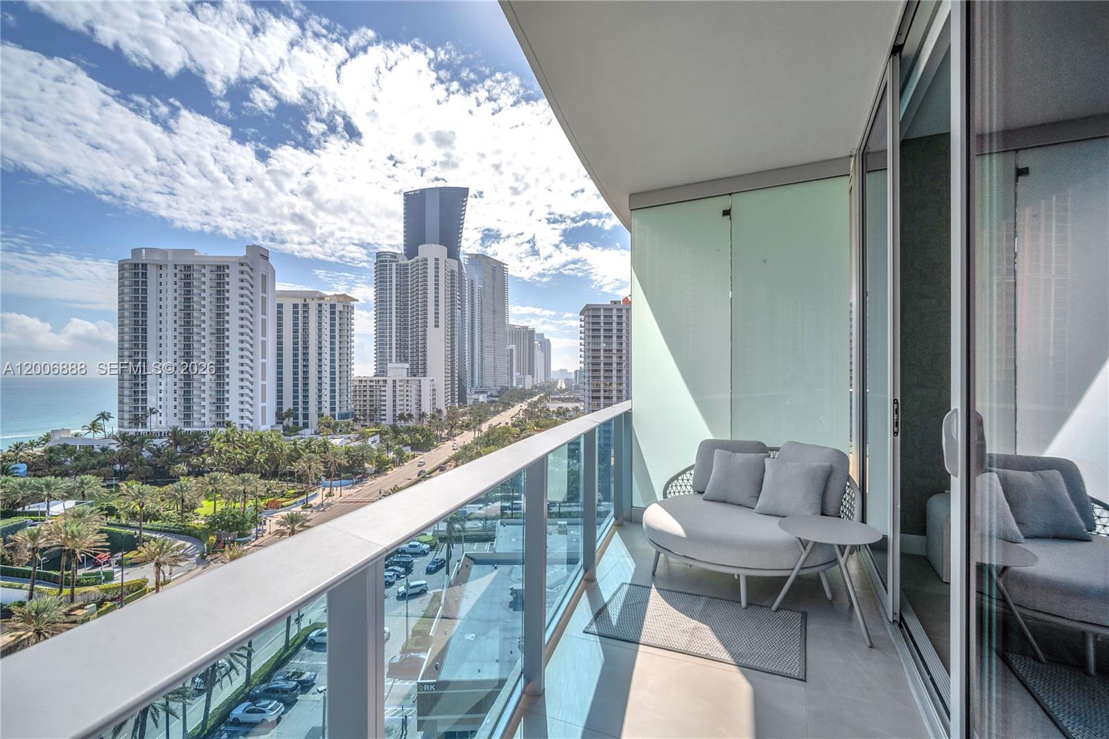 1002 3 / 3 1385 sq. ft. $ 2026-05-08 0 foto