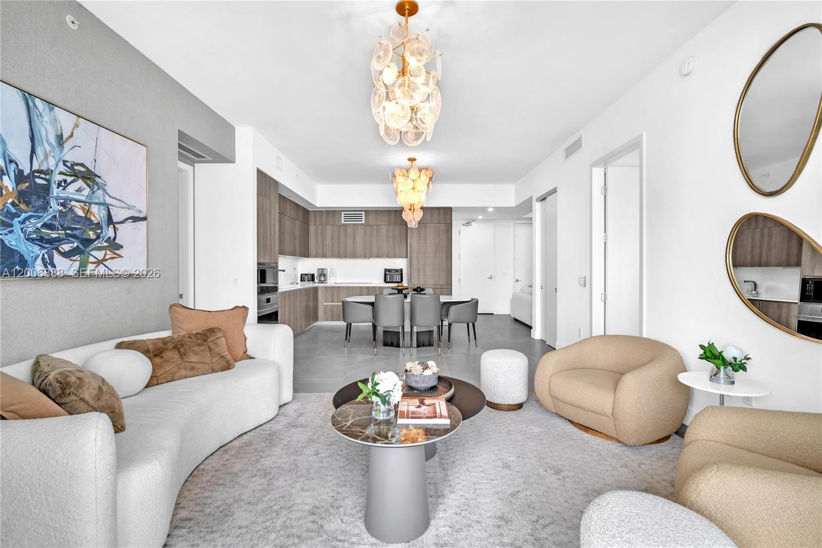 1002 3 / 3 1385 sq. ft. $ 2026-05-08 0 foto