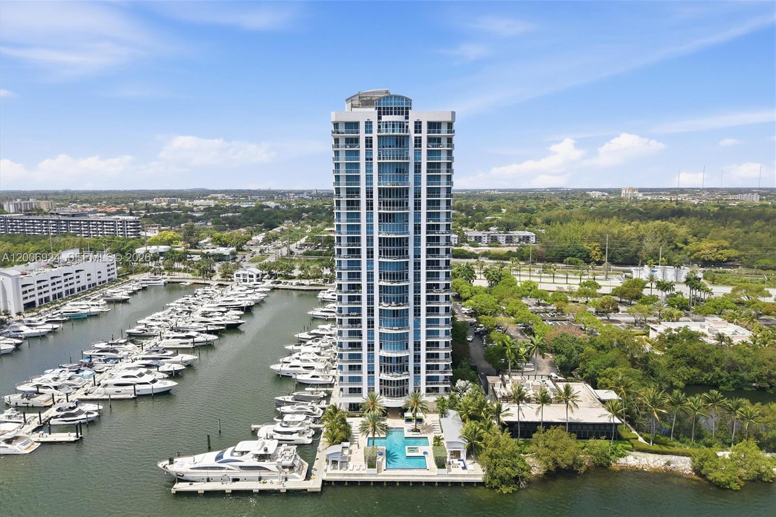 Photo of 17301 Biscayne Blvd  #1905, North Miami Beach, Florida, 33160 - 