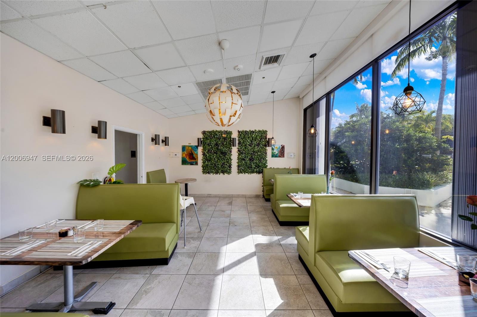 See details 606 2 / 2 1521 sq. ft. $ 2026-04-23 0 Photo