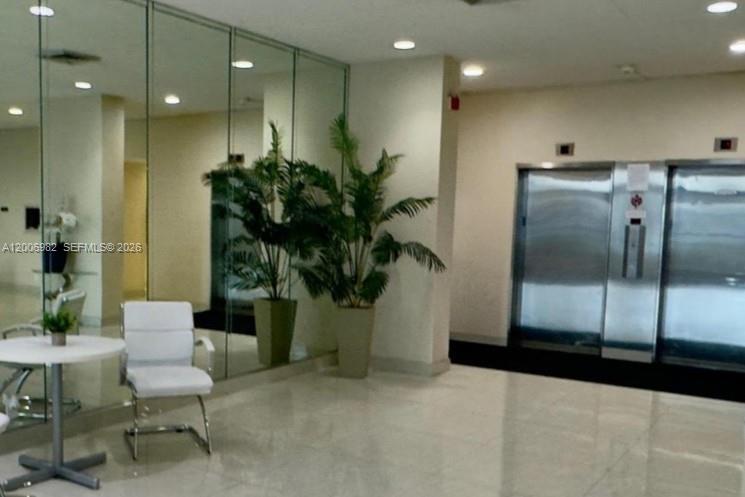 Photo of 427 Golden Isles Dr  #7J, Hallandale Beach, Florida, 33009 - 