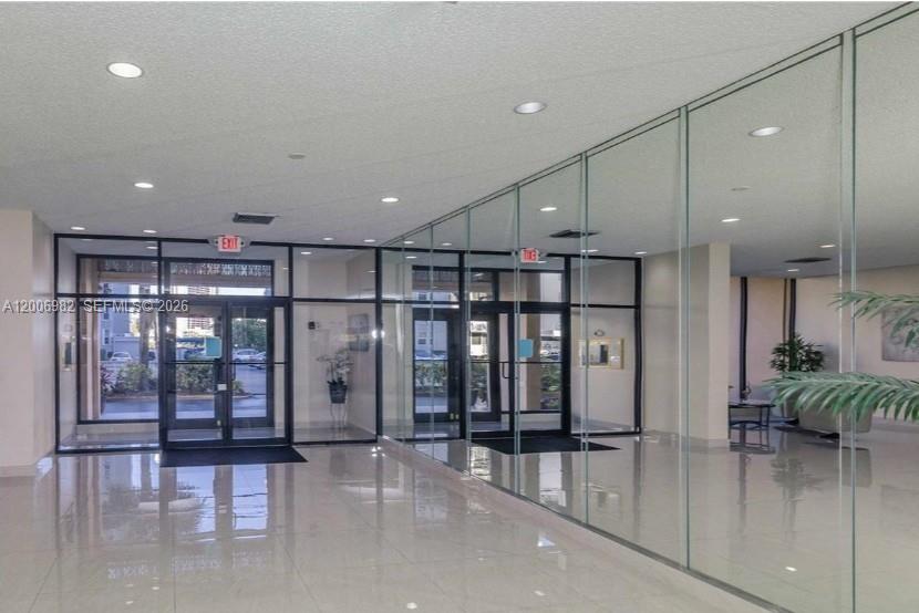 Photo of 427 Golden Isles Dr  #7J, Hallandale Beach, Florida, 33009 - 