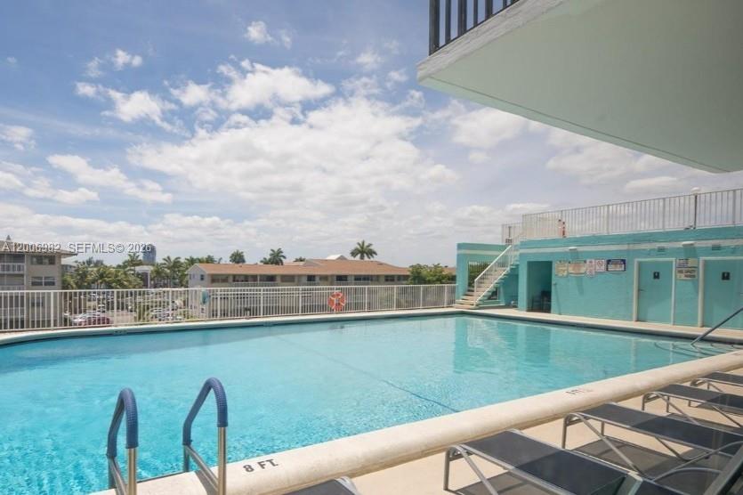 Photo of 427 Golden Isles Dr  #7J, Hallandale Beach, Florida, 33009 - 