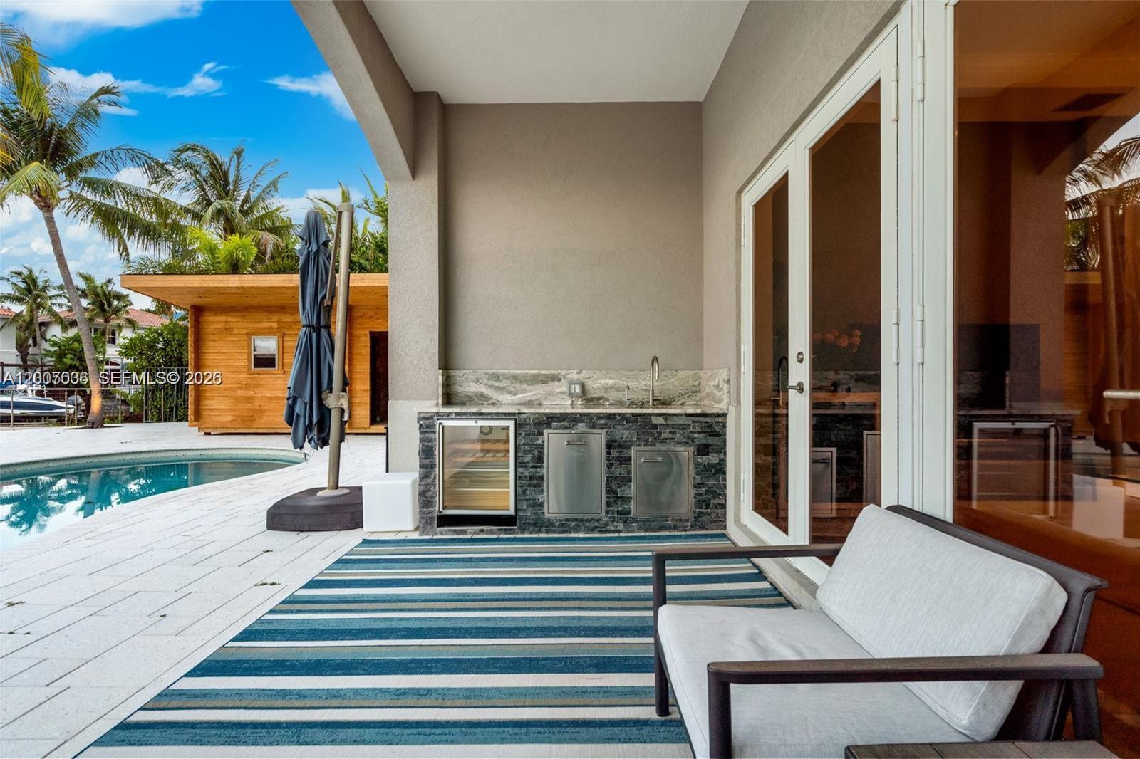 Photo of 1260 Harbor Ct  (1260), Hollywood, Florida, 33019 - 