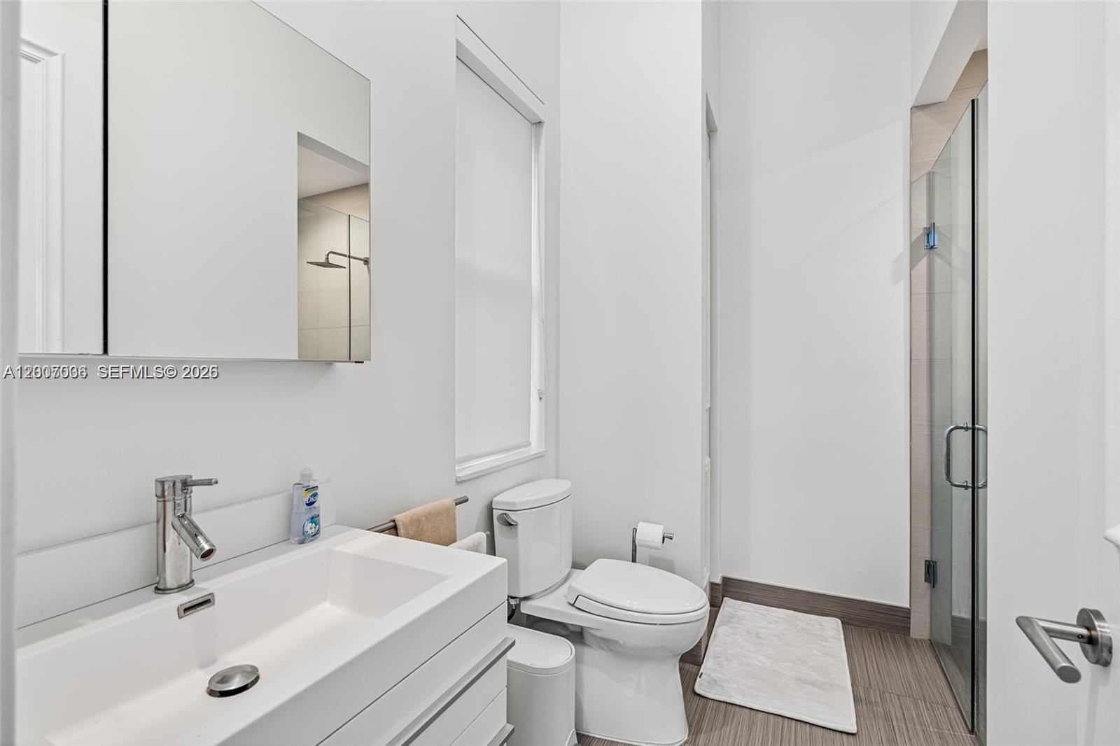 Photo of 1260 Harbor Ct  (1260), Hollywood, Florida, 33019 - 