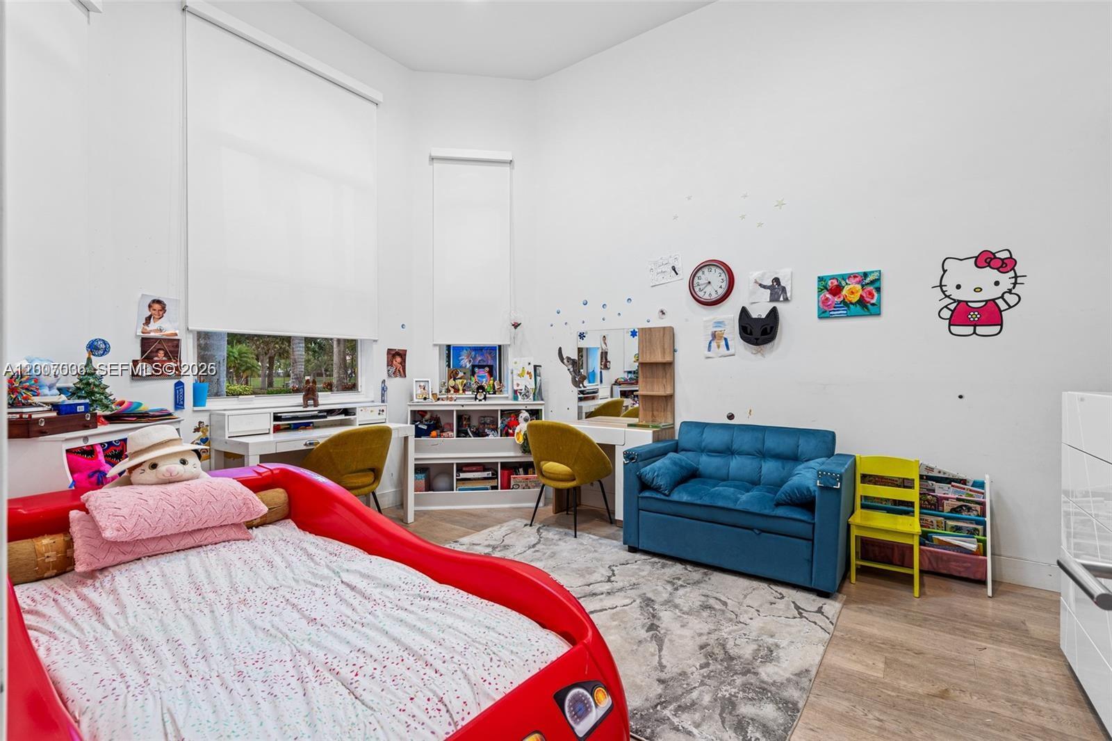 Photo of 1260 Harbor Ct  (1260), Hollywood, Florida, 33019 - 