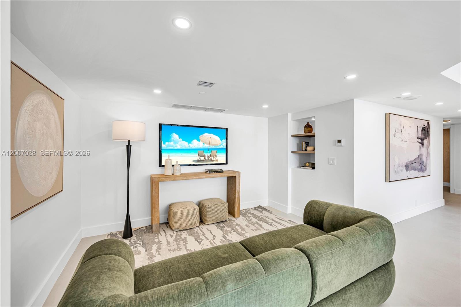 Photo of 20185 Country Club Dr  #1904, Aventura, Florida, 33180 - 